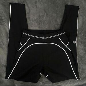 ALO Yoga Womens Black Leggings with White Trim